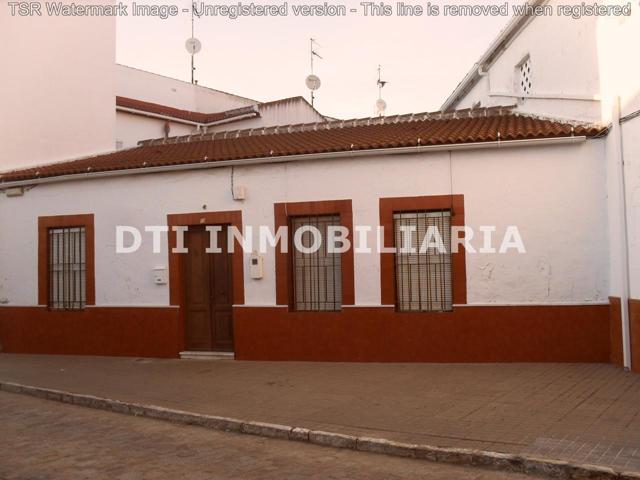 REF: 2088 CASA PLANTA BAJA PARA REFORMAR EN LA PALMA DEL CONDADO photo 0