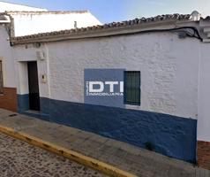 Casa en venta en c. juan perez, 43, Puebla De Guzman, Huelva photo 0