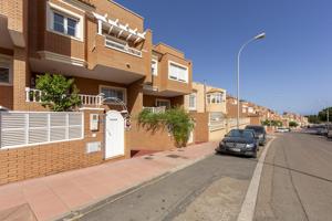 TRIPLEX COSTA DE LA LUZ photo 0