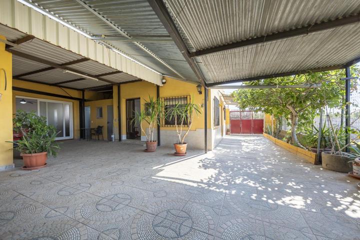 CASA CON PARCELA EN LA CAÑADA photo 0