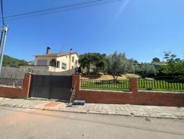 TERRENO PLANO VALLADO Y CON PROYECTO HECHO EN RELLINARS MAGNÍFICAS VISTAS. photo 0