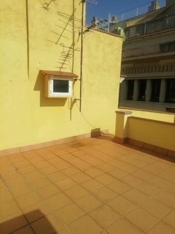 EN VENTA EN EL CORAZÓN DE MANRESA ÁTICO CON TERRAZA DE 50 M2 photo 0