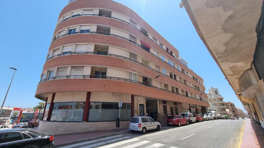 TORREVIEJA, APARTAMENTO A ESTRENAR EN PLENO CENTRO DE TORREVIEJA photo 0