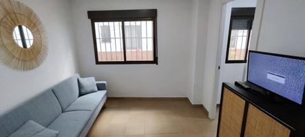 PISO EN REALEJO-CENTRO GRANADA- LIBRE PARA mayo 2025 ( incorporacion inmediata) photo 0
