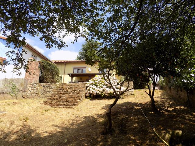 Villa En venta en Pravia photo 0