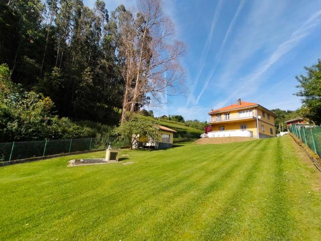 Villa En venta en Soto del Barco photo 0