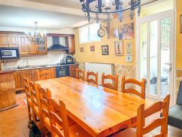 CHALET PAREADO EN VENTA photo 0