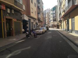Local en venta en Zaragoza de 210 m2 photo 0
