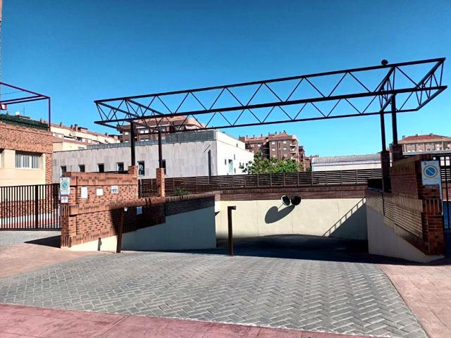 PLAZAS DE GARAJE EN VENTA photo 0