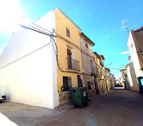 Sástago, casa de pueblo de tres plantas, cochera photo 0