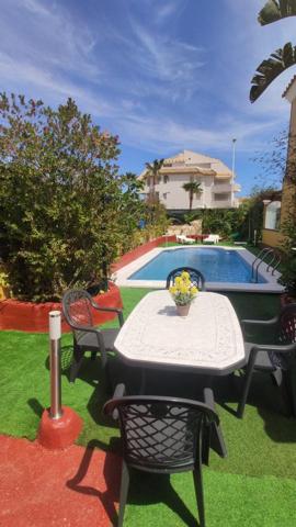 CONFORTABLE Y BONITA CASA EN TORREBLANCA photo 0