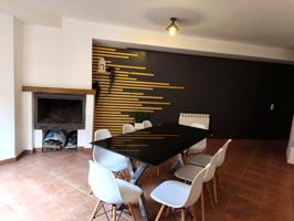 Adosado en Borja, tres habitaciones, garaje photo 0