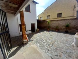 Gelsa, casa para entrar a vivir con patio 85 m² photo 0