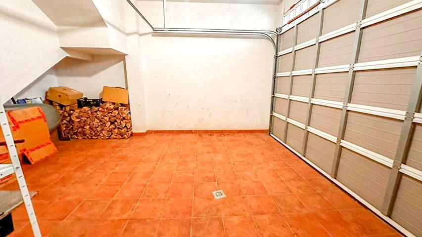ADOSADO EN VENTA photo 0