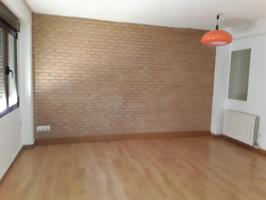 Estupendo piso en venta en calle Lastanosa photo 0