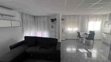 ✨ ¡Oportunidad única en Benicarló! Piso reformado con ascensor, en pleno centro ✨ photo 0