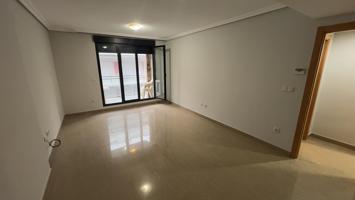 ¡Oportunidad en Peñiscola! Apartamento a estrenar, amplio y luminoso a un paso de todo photo 0