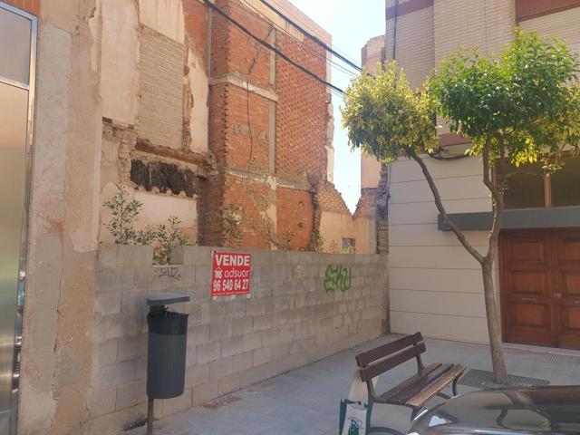 Terreno Urbanizable En venta en Teatro Chapi, Crevillent photo 0