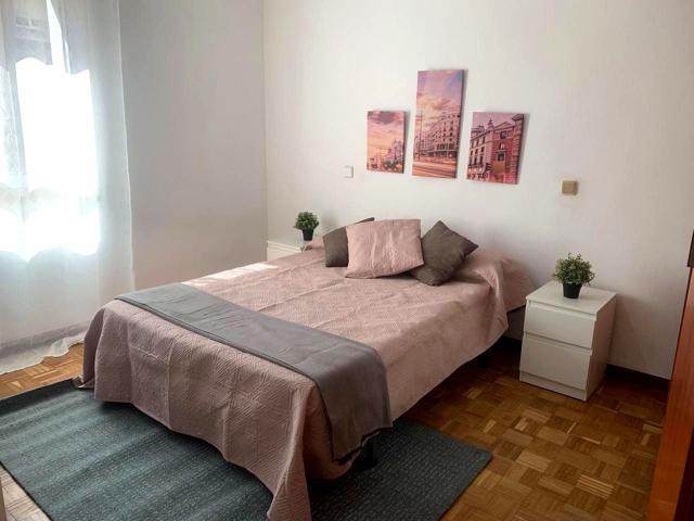 ✨ Habitación en alquiler – Paseo de los Castellanos 42, 4º Izquierda ✨ photo 0