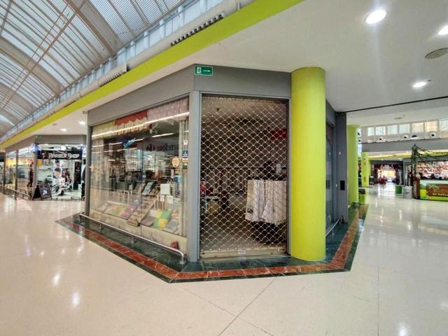 VENTA DE LOCAL COMERCIAL -PLAZA ALUCHE photo 0