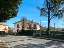 Piso En venta en Calle San Inazio, 23, Zarautz photo 0