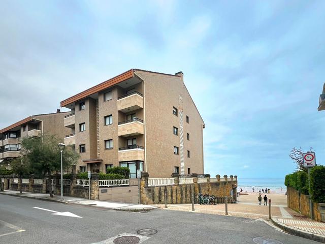 Piso En venta en Mendilauta Kalea, 9, Zarautz photo 0