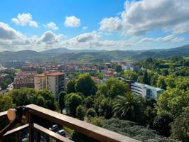 Piso En venta en Calle Aranzadi Plaza, 4, Zarautz photo 0