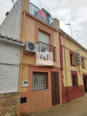 Casa Rústica en venta en Valdeobispo de 72 m2 photo 0