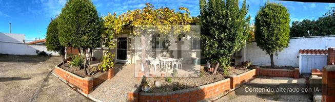 CASA CON PISCINA EN TERRENO DE 600 m2 A 10 MINUTOS DE PLASENCIA photo 0