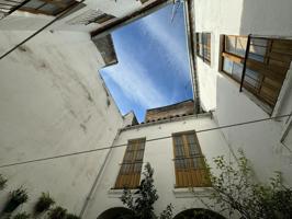 CASA INTERESANTE EN PLENA JUDERÍA (  CORDOBA  ) photo 0