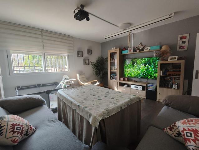 PISO PLANTA BAJA, 4 DORMITORIOS, 1 BAÑO , 1 ASEO, PISTAS DEPORTIVAS EN FATIMA ( CORDOBA ) photo 0