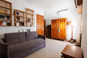 PISO 4 DORMITORIOS, 1 BAÑO, TERRAZA Y ASCENSOR EN AVDA BARCELONA ( CORDOBA ) photo 0