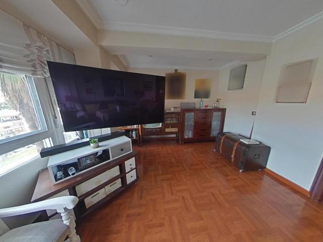 PISO 4 DORMITORIOS, 1 BAÑO Y PLAZA APARCAMIENTO EN CARLOS III ( CORDOBA ) photo 0