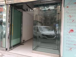 INTERESANTE Y RENTABLE LOCAL COMERCIAL EN ZONA AVDA BARCELONA - VIÑUELA   ( CORDOBA ) photo 0