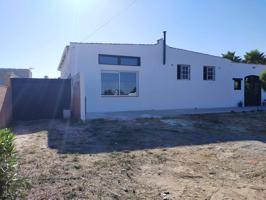 CHALET DIAFANO CON PORCHE TRASTERO Y GARAJE CERRADO. PAGO DEL HUMO photo 0