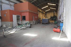 Nave Industrial en Urbisur Chiclana  500 m² con acceso para trailer photo 0