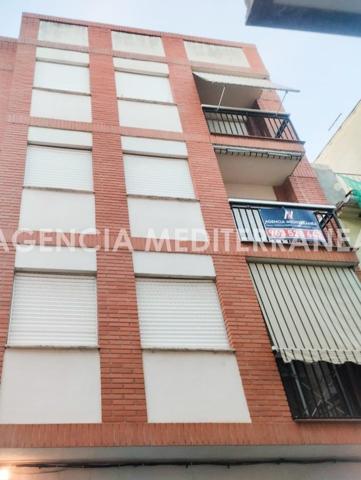 EDIFICIO en venta, en Navajas, con cuatro plantas. photo 0