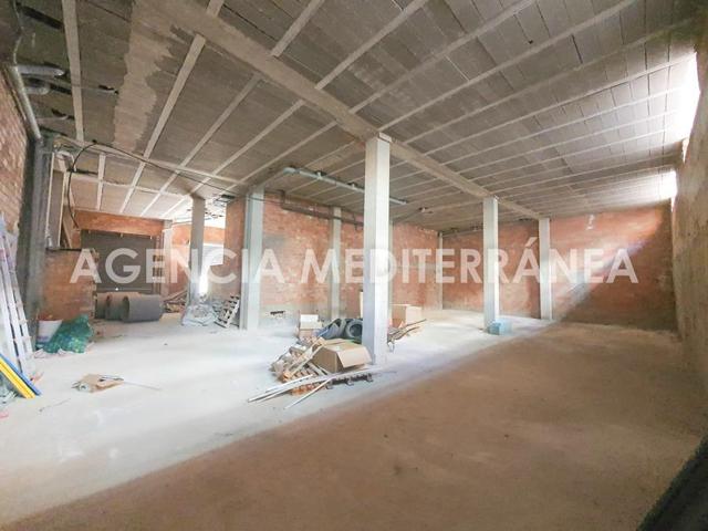 Local en Venta en Jávea: Oportunidad Única de Inversión photo 0