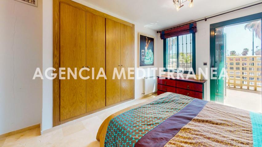 Exclusivo Dúplex con Terraza y Garaje en la Playa de la Malvarrosa photo 0