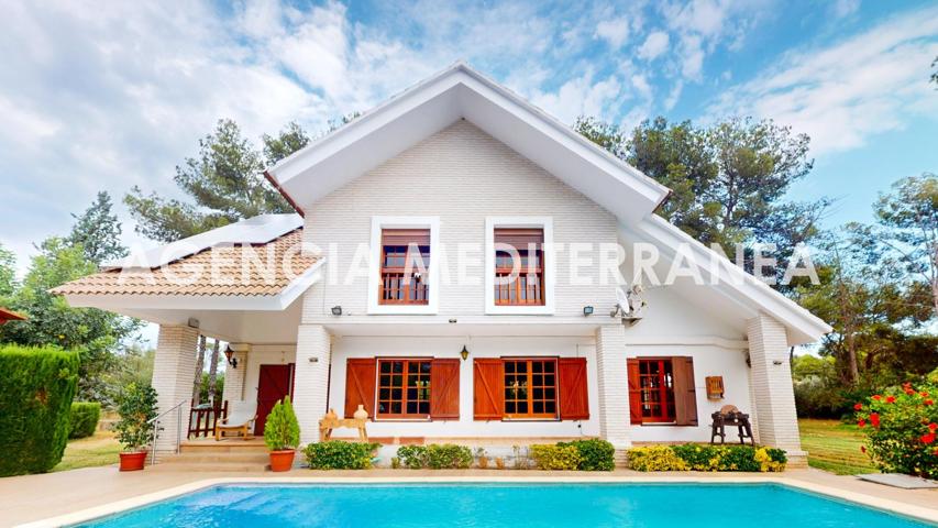 ¿Quieres vivir o disfrutar de tus momentos de descanso en un espectacular chalet independiente, rodeado de naturaleza y tranquilidad? photo 0