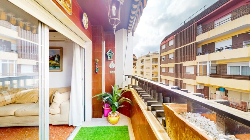 Piso En venta en Barrio De Corea, Gandia photo 0