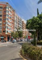 ¡Descubre tu nuevo hogar en el corazón de En Corts! photo 0