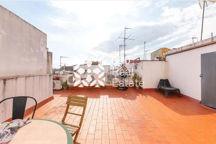 Piso de 3 habitaciones y luminoso en el Raval photo 0