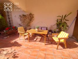 Preciosa y exclusiva casa con jardín y terraza de dos plantas photo 0