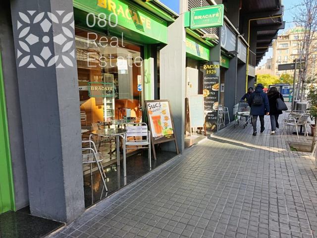 PRECIOSO LOCAL EN TRASPASO EN SANT GERVASI A PLENO RENDIMIENTO photo 0