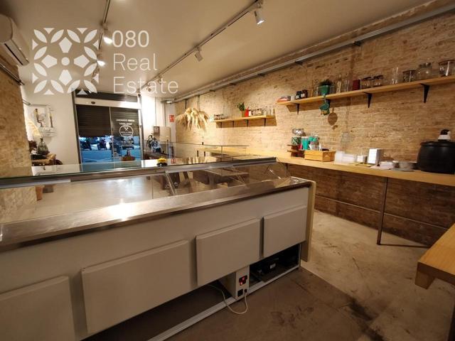 Precioso local en traspaso de 100 m2 en Poble Nou photo 0