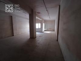 PLANTA BAJA CON MULTITUD DE POSIBILIDADES photo 0