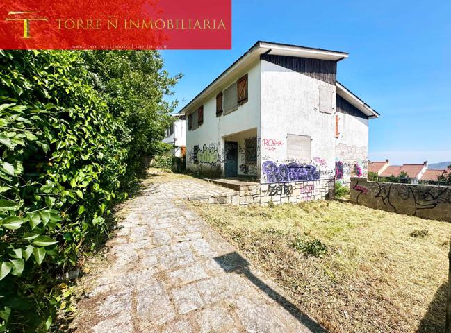 Chalet en venta en Miraflores photo 0