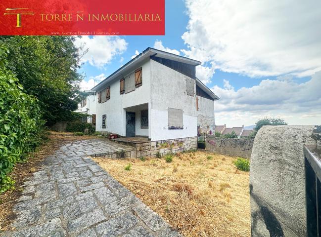 Chalet en venta en Miraflores photo 0