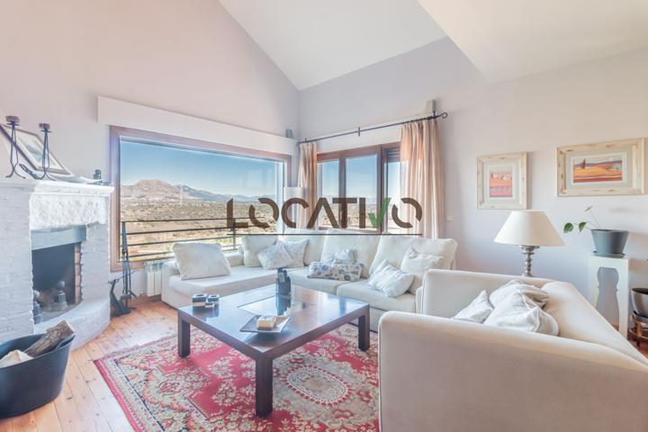 Villa En venta en Fresnedillas de la Oliva photo 0